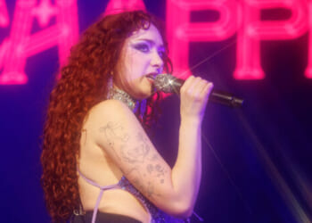 Security Guard Who Scolded Jude Law's Daughter Is Not Hotel Staff