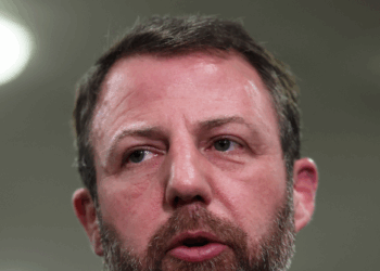 Trump Picks Sen. Markwayne Mullin as Replacement