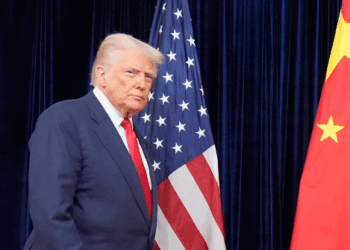 Trump Postpones Meeting in China with Xi Jinping for a 'Month or So'