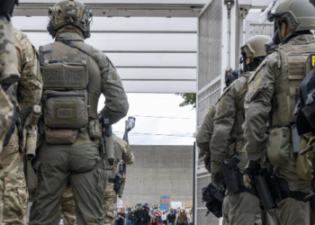 Trump Threatens to Place ICE Agents at Airports If Democrats Don't Agree to Fund DHS