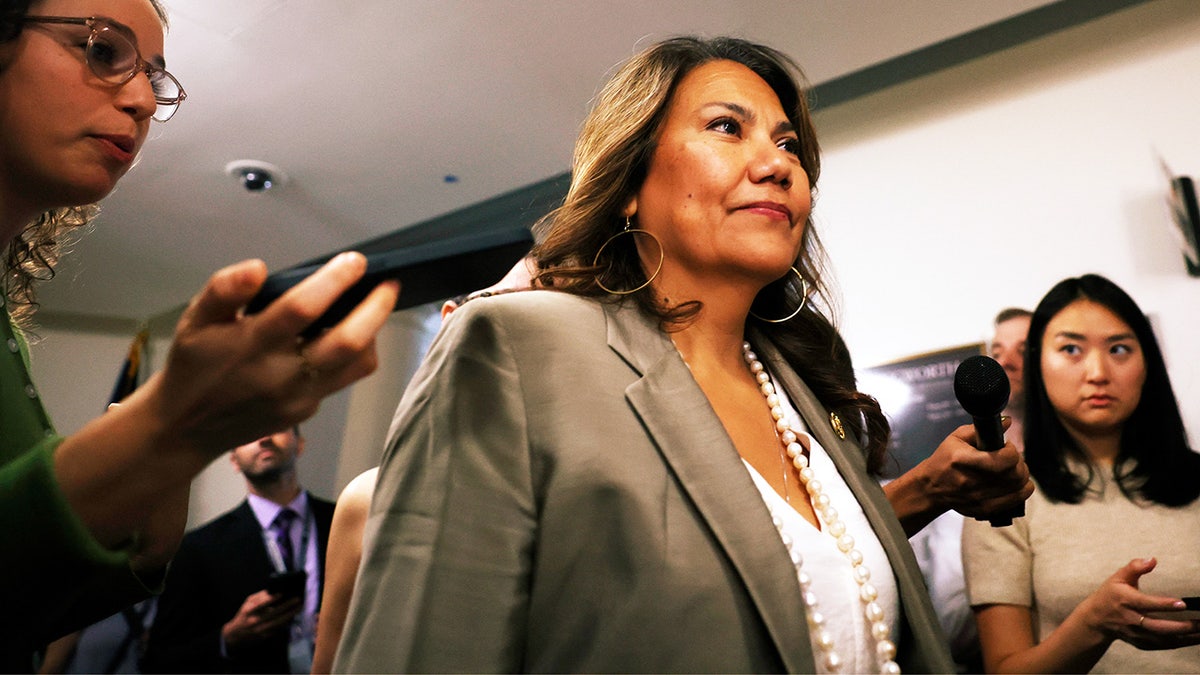 Veronica Escobar