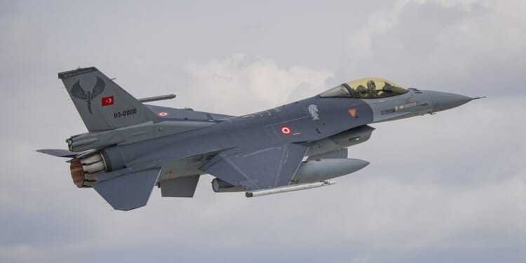 A Turkish F-16 fighter jet in flight.
