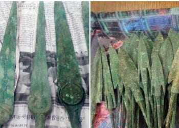 Weapons from 2000 BC Seized During Layover at Philadelphia Airport