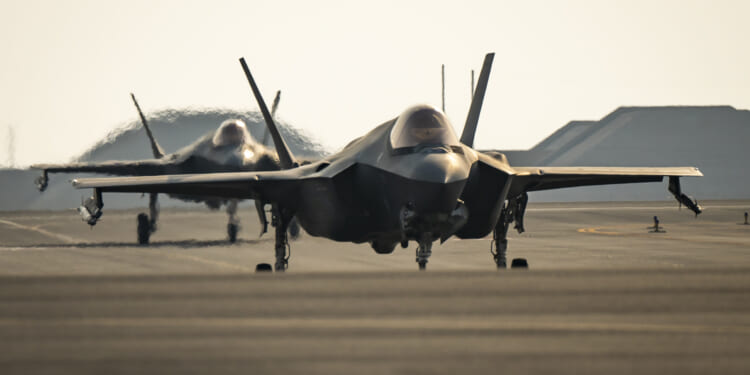 Why US Middle East Bases Are a Disadvantage, Not a Deterrent