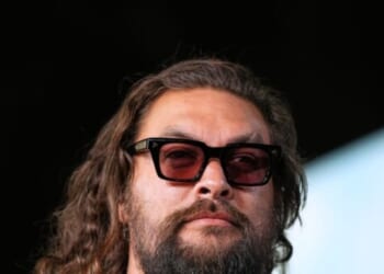 ‘Dune’ Star Jason Momoa Flees Hawaiian Home amid Dangerous Flooding