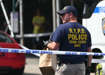 Convicted murderer and rapist killed by cop during parole warrant arrest allegedly refused to drop gun