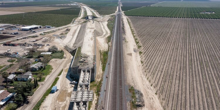 California high-speed rail cost estimate balloons to $126 billion