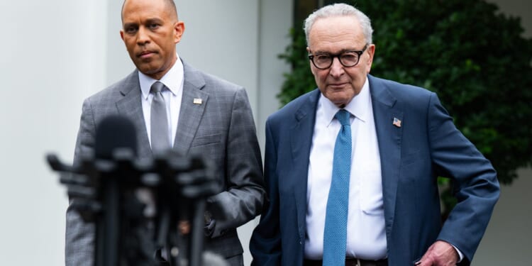 CNN poll finds only 28% of Americans view Democrats favorably