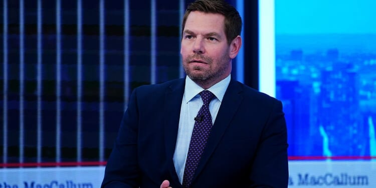 Swalwell halts governor bid as pressure builds over mounting allegations