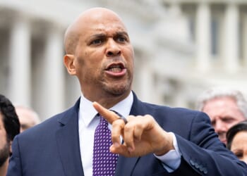 Booker calls Michigan Democrats 'foot soldiers' in 2028 demo