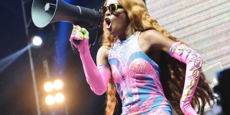 'Liberalism is f**king dead': Azealia Banks rants against gays and the Democratic Party