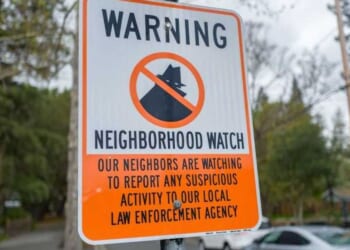 ​Woke city council rips out anti-crime signs because they're 'racist'​