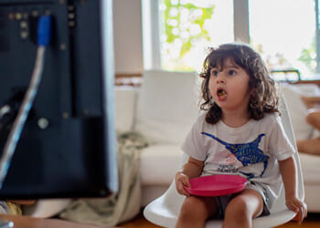 FCC Considers Updating TV Rating System to Warn Parents About 'Gender Identity' in Children's Shows