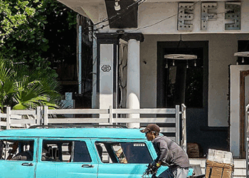 Fidel Castro’s Grandson Continues CNN-Fueled PR Blitz, Declaring Himself an Instagram 'Filmmaker'