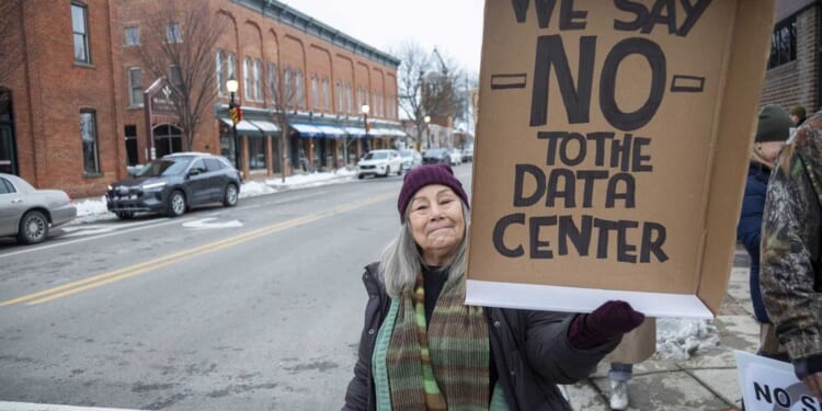 Four incumbent city council members voted out after outrage over $6 billion data center in Missouri