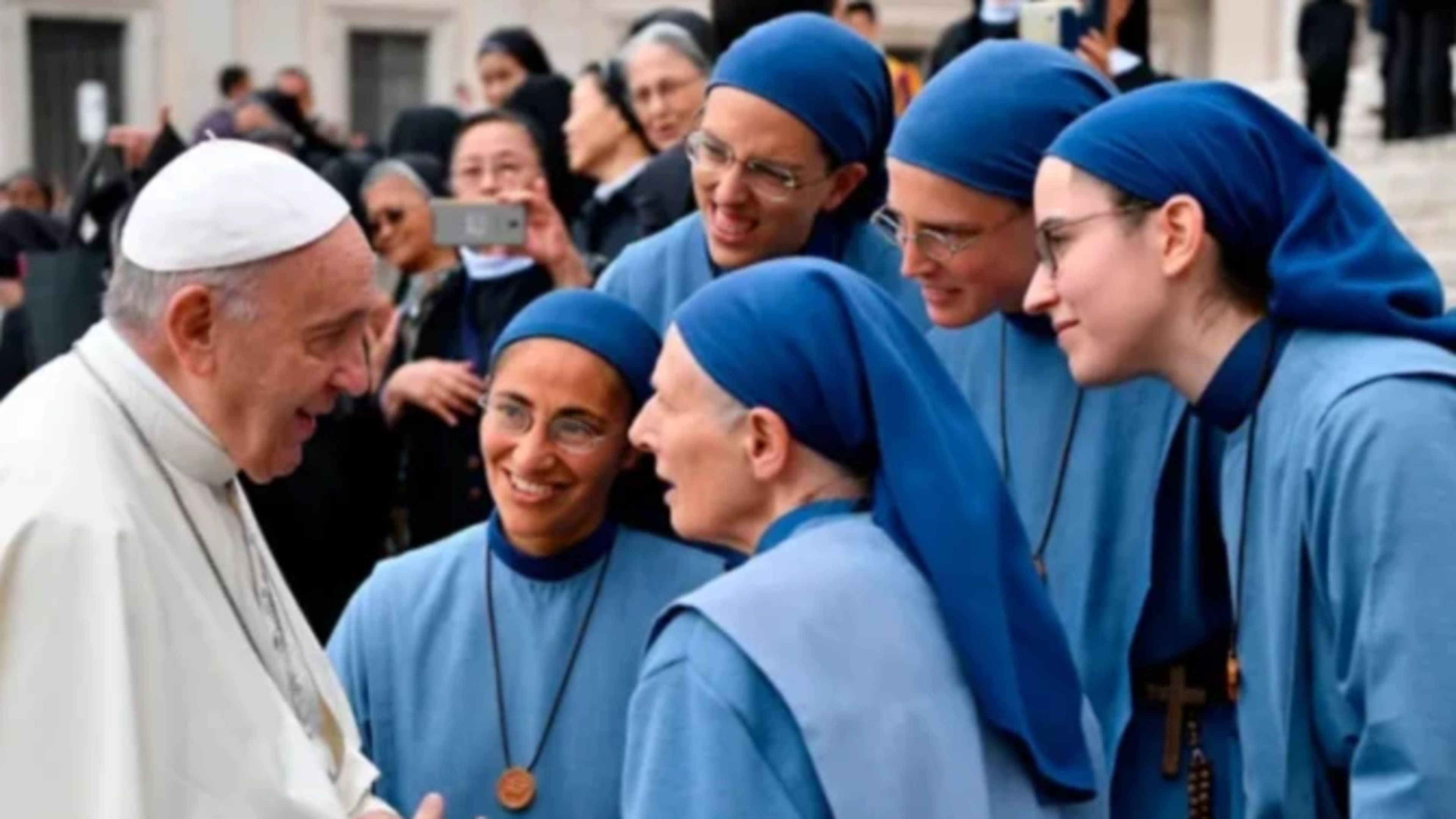 Free book reflects on Pope Francis’ teachings on religious life