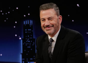 Jimmy Kimmel Lectures Melania Trump, Repeats 'Expectant Widow' Joke He Says was About 'Age Difference'