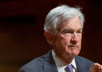 NY Fed Chief John Williams Claims Powell Can Remain Chair After Term Expires