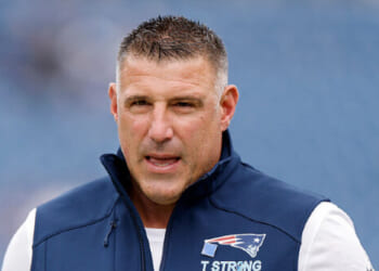 Patriots Coach Mike Vrabel to Seek Counseling Amid Release of New Bombshell Pics