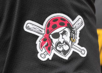 Pirates Fans Caught in Uncomfortable, NSFW Moment