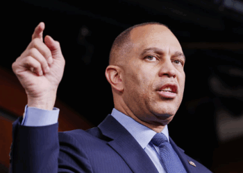 Return to Session 'Immediately' and End Iran War Before WWIII